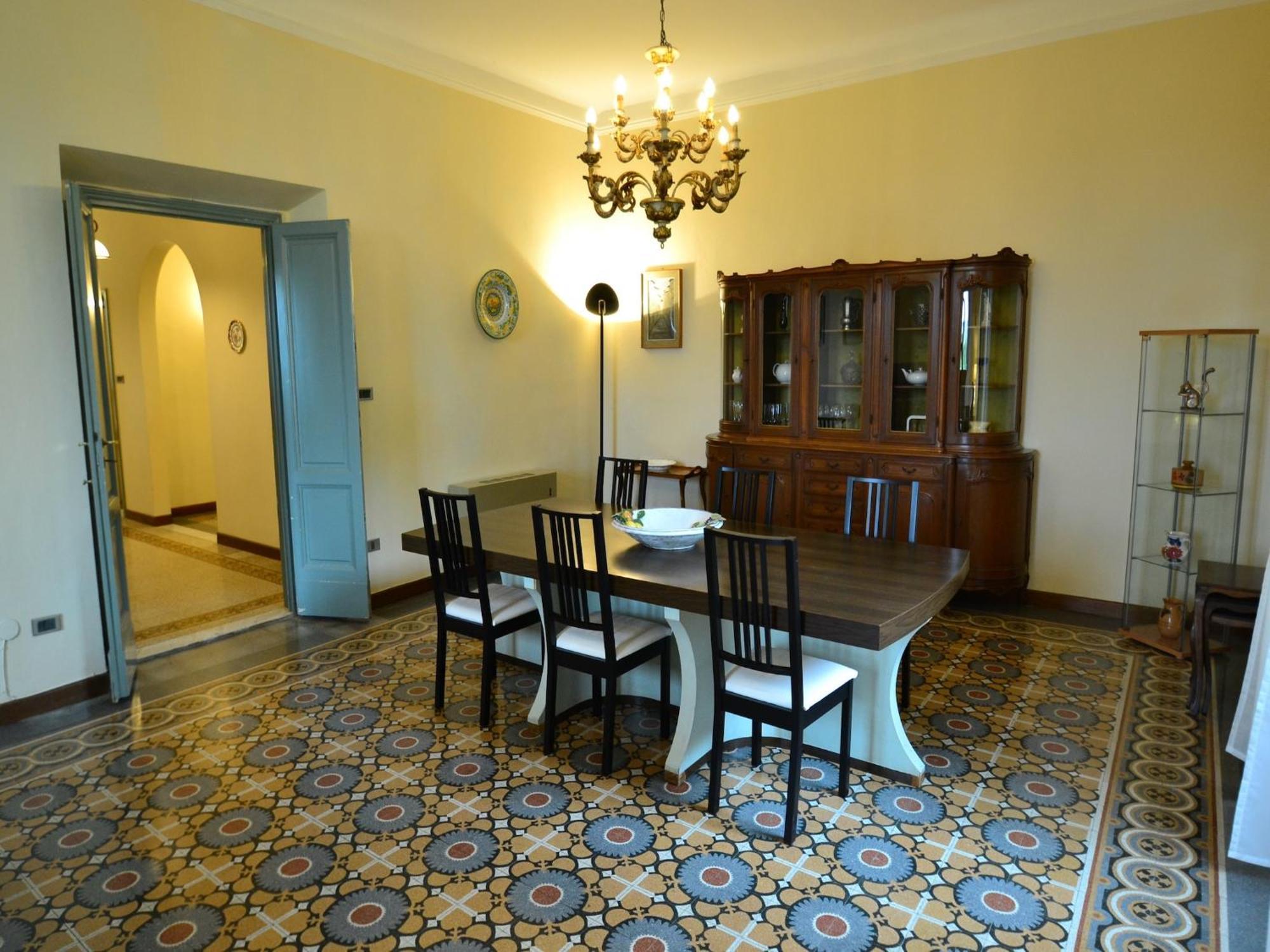 Lovely Holiday Home In Montefiridolfi With Hill View Eksteriør billede