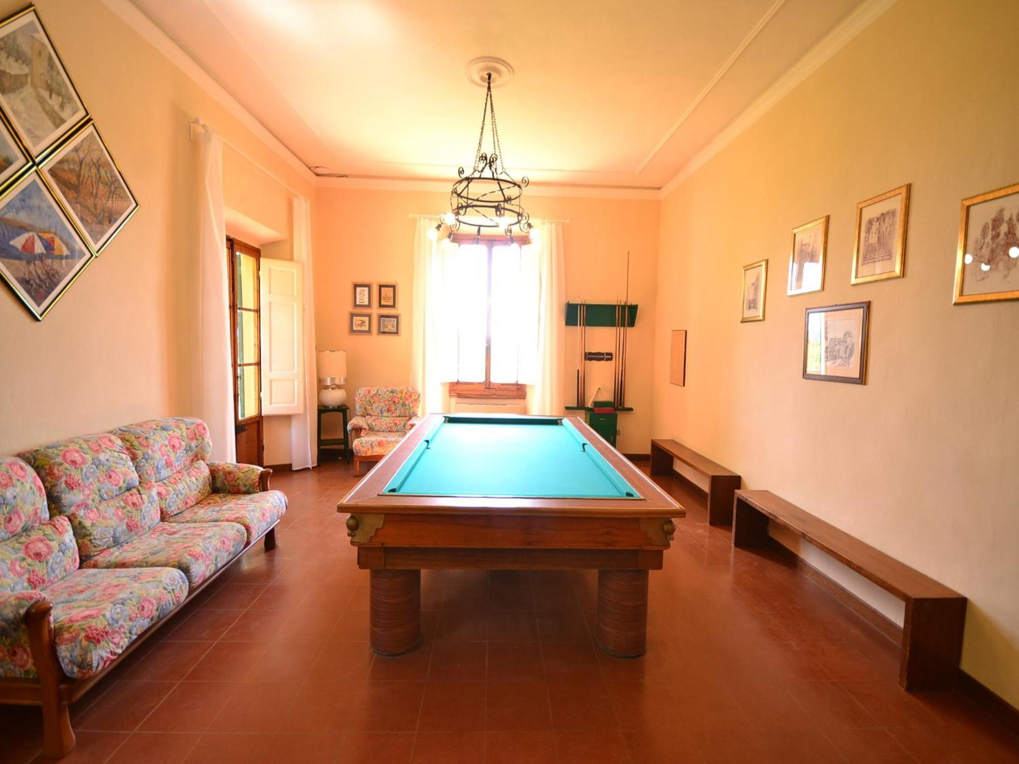 Lovely Holiday Home In Montefiridolfi With Hill View Eksteriør billede