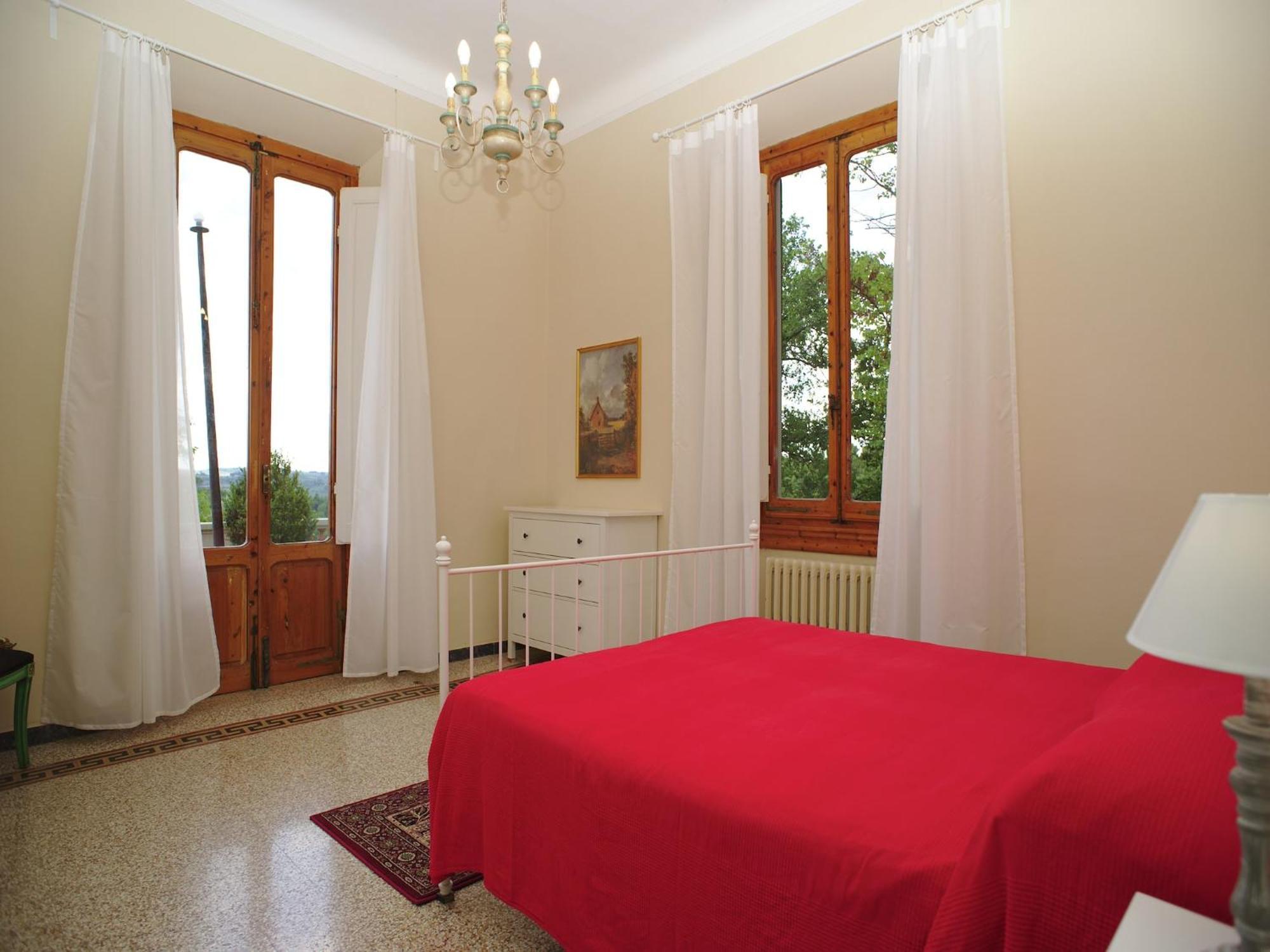 Lovely Holiday Home In Montefiridolfi With Hill View Eksteriør billede