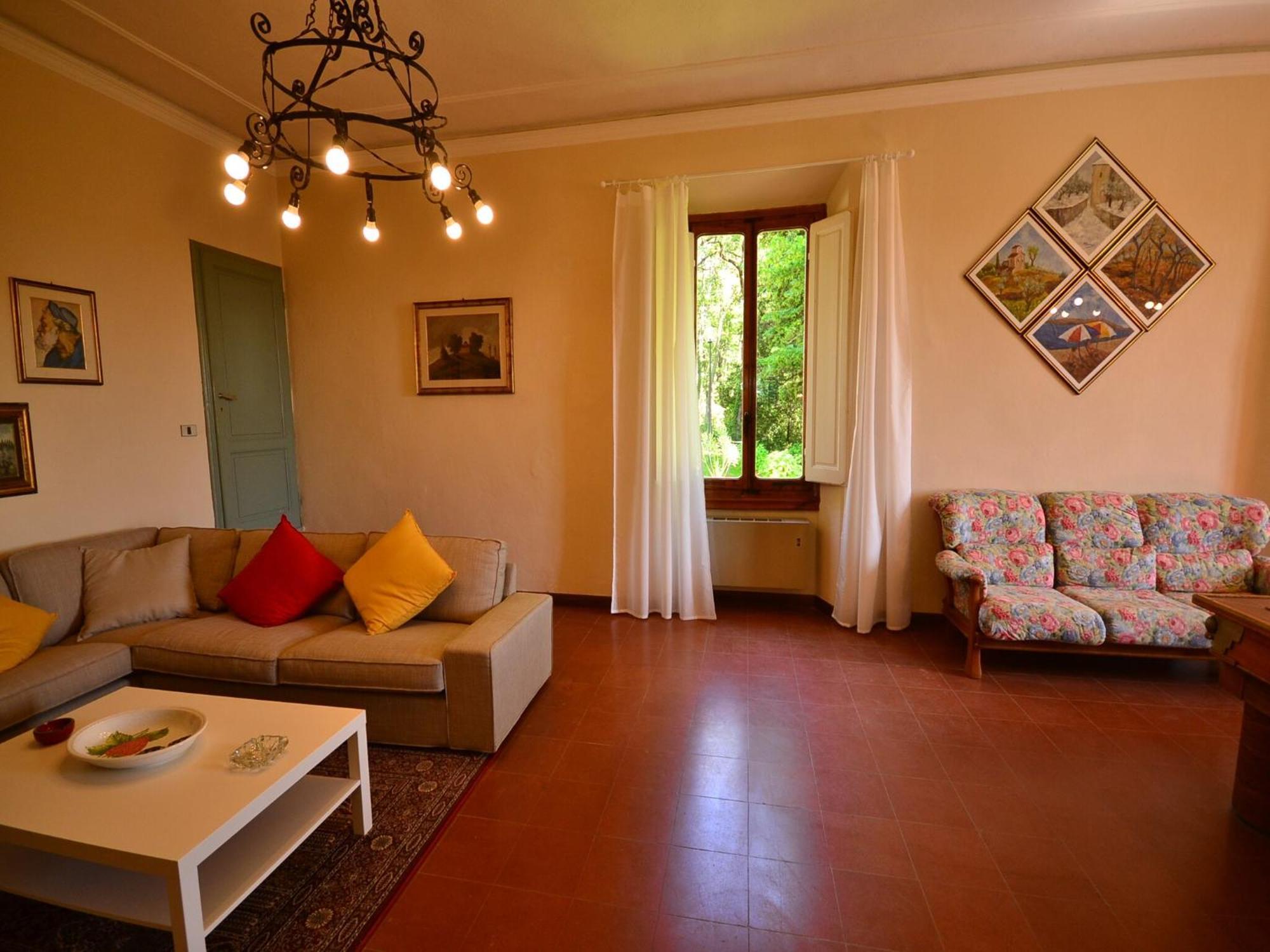 Lovely Holiday Home In Montefiridolfi With Hill View Eksteriør billede