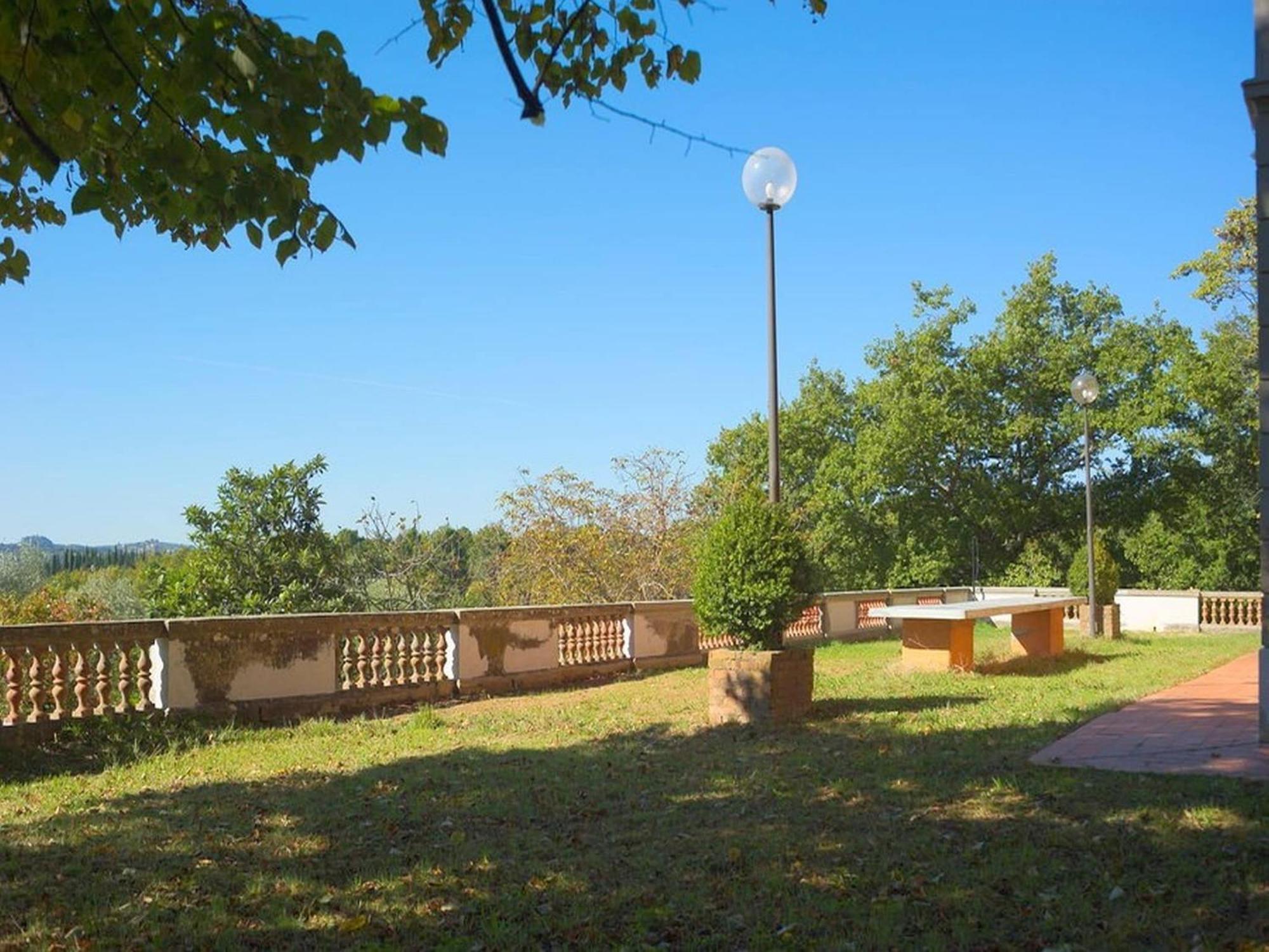 Lovely Holiday Home In Montefiridolfi With Hill View Eksteriør billede