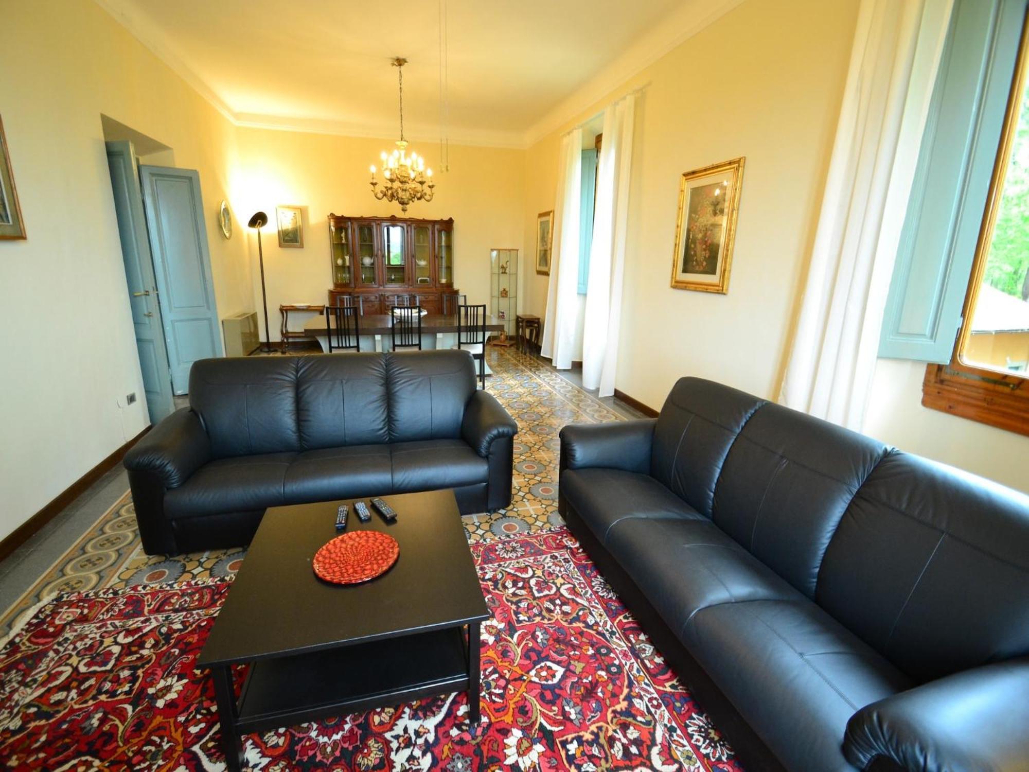 Lovely Holiday Home In Montefiridolfi With Hill View Eksteriør billede