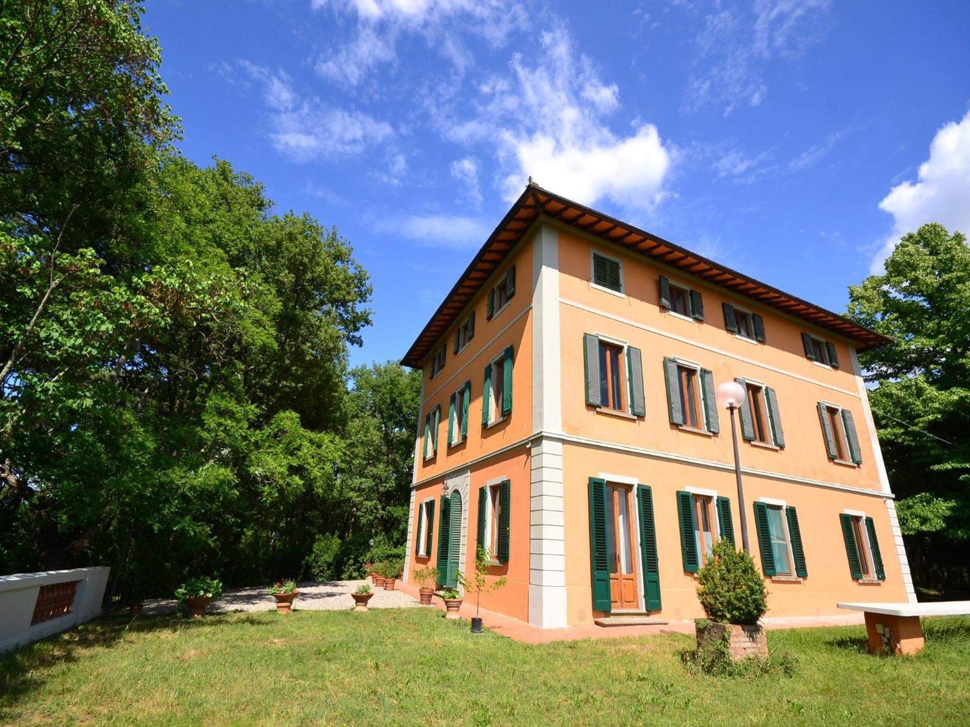 Lovely Holiday Home In Montefiridolfi With Hill View Eksteriør billede